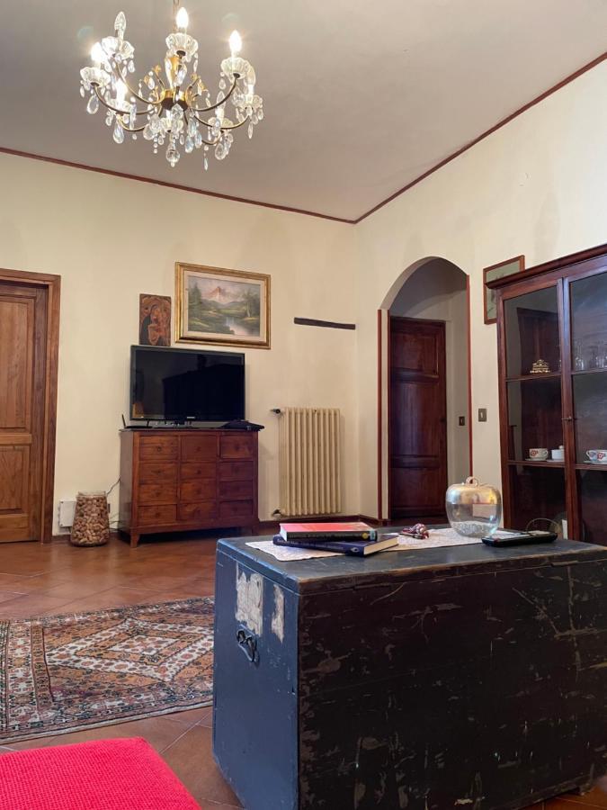 מונטה קטיני ואל די צ'צ'ינה Dimora Tipica Toscana מראה חיצוני תמונה