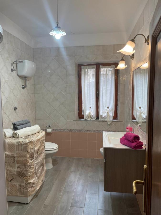 מונטה קטיני ואל די צ'צ'ינה Dimora Tipica Toscana מראה חיצוני תמונה