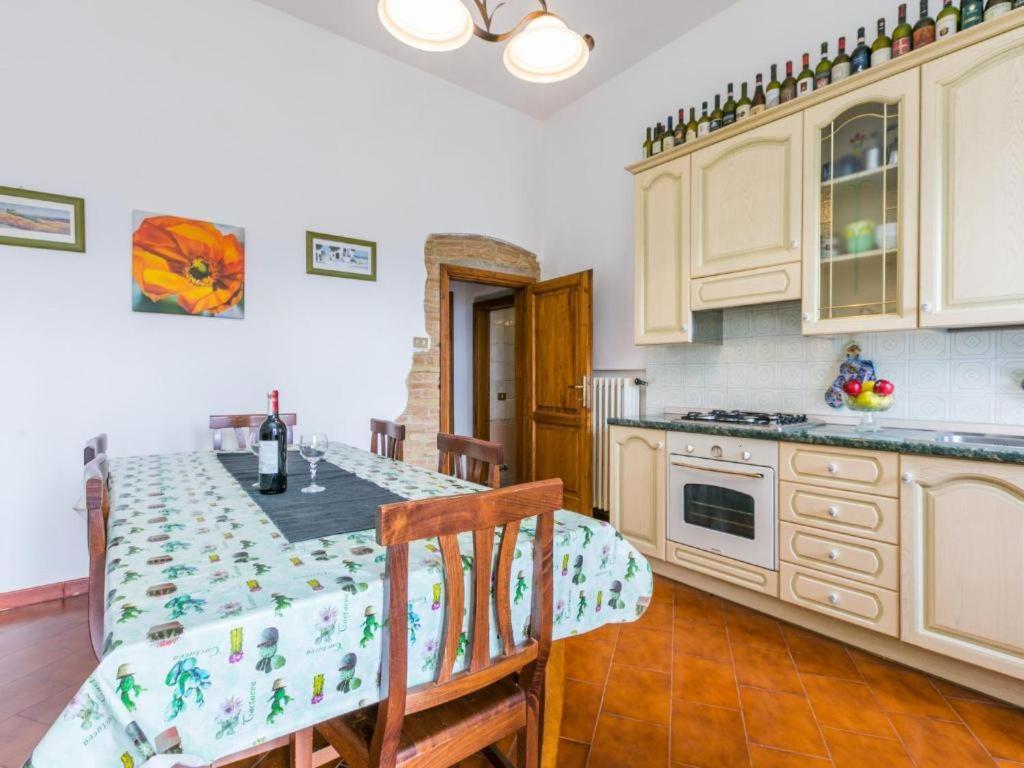 מונטה קטיני ואל די צ'צ'ינה Dimora Tipica Toscana מראה חיצוני תמונה